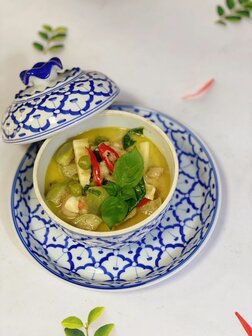 Gaeng Kiaw Wan Gai